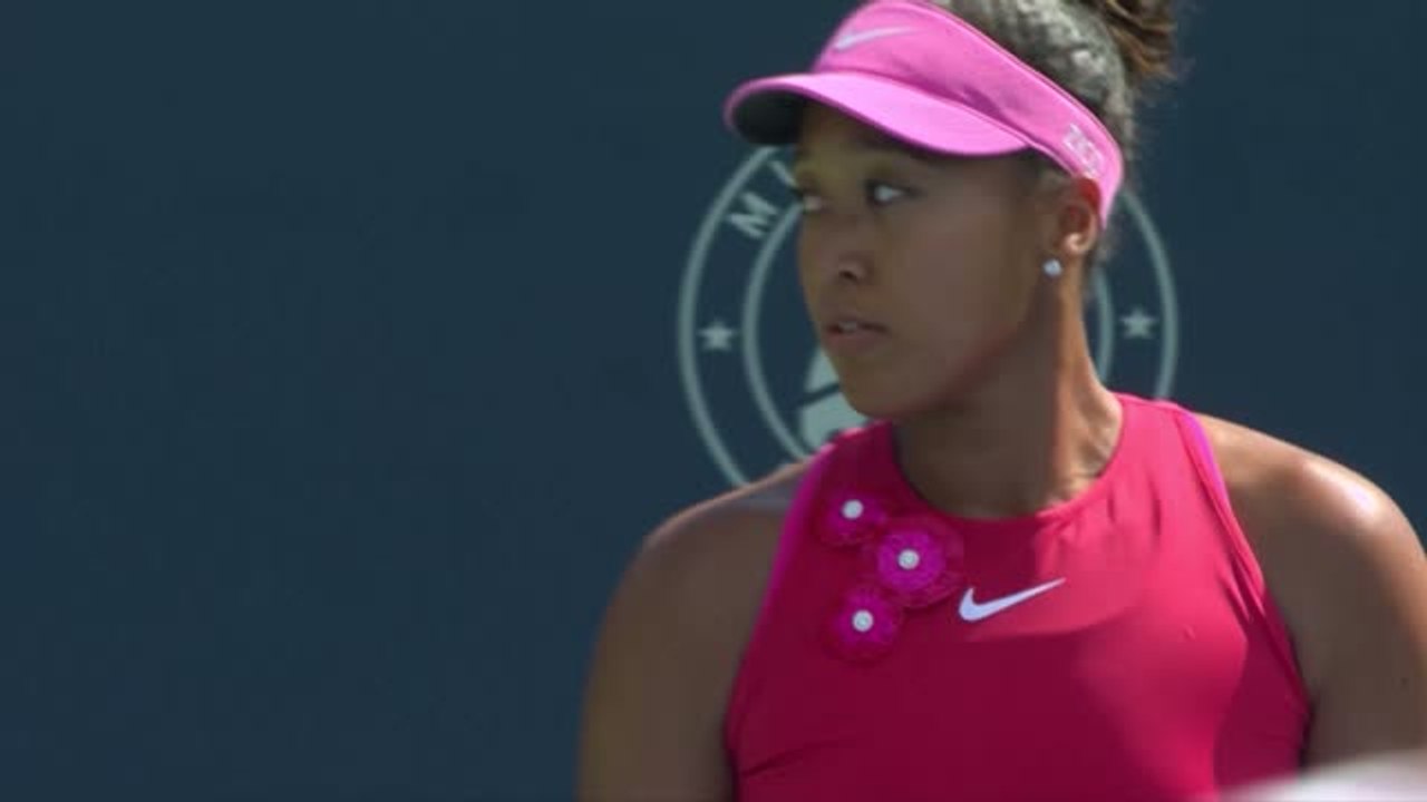 Osaka reaches rare semi-final by making Washington final four
