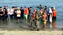 Bir yalan paylaşım kriz çıkardı! 60 bin kişi sınıra akın etti, ordu devreye girdi!
