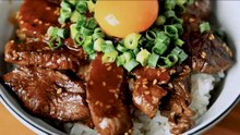 Japanese Beef Rice Bowl With BBQ Sauce 🍚