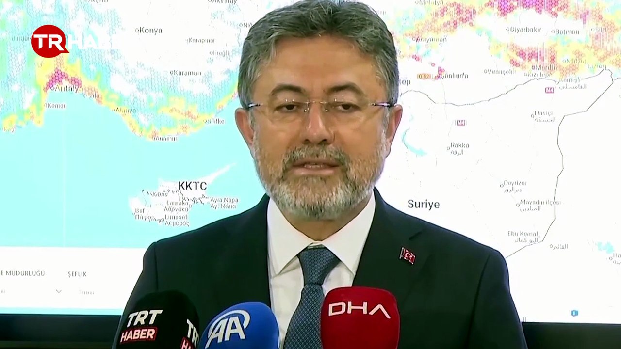 Tarım ve Orman Bakanı İbrahim Yumaklı: Risk oluşturabilecek aktif bir yangın yok.
