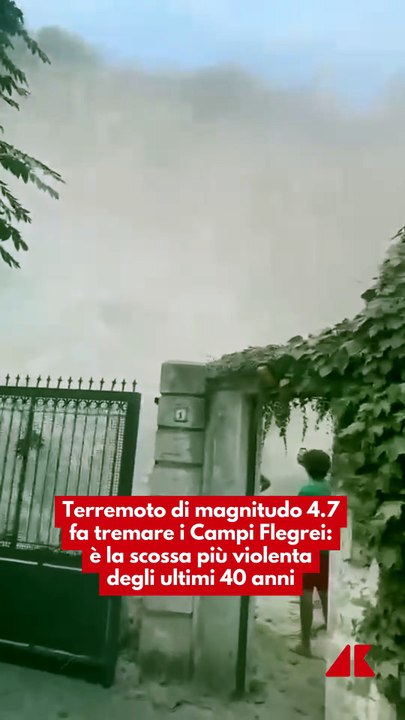 Sbircia la Notizia Magazine - Terremoto 4.7 ai Campi Flegrei: crolli e paura a Napoli