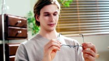 Vantoure Vera Review: The Unbreakable Titanium Glasses That Twist, Drop & Bounce Back