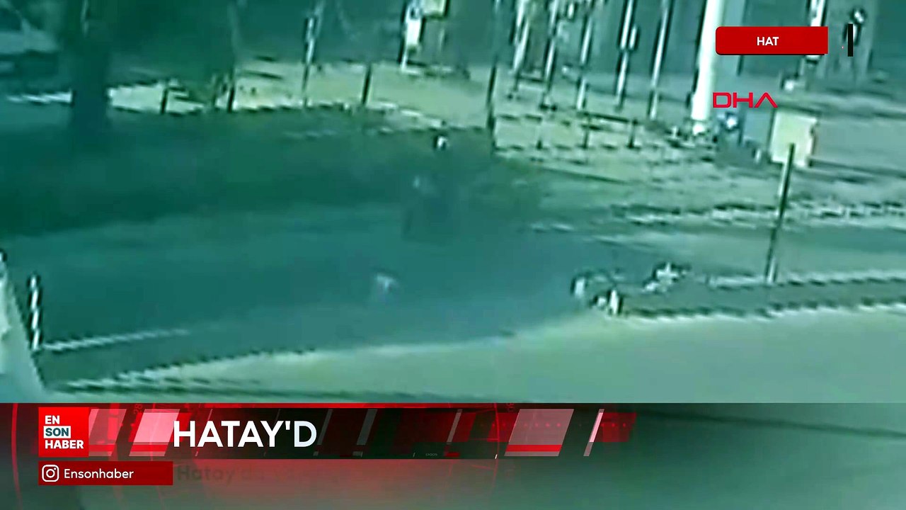 Hatay'da yaya geçidinde motosikletler çarpıştı