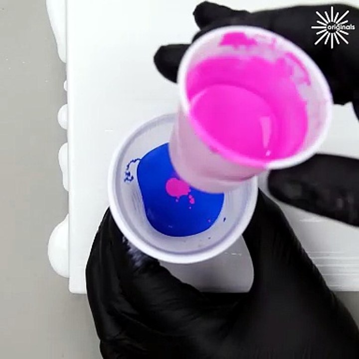 Beautiful acrylic pouring technique you'll love!