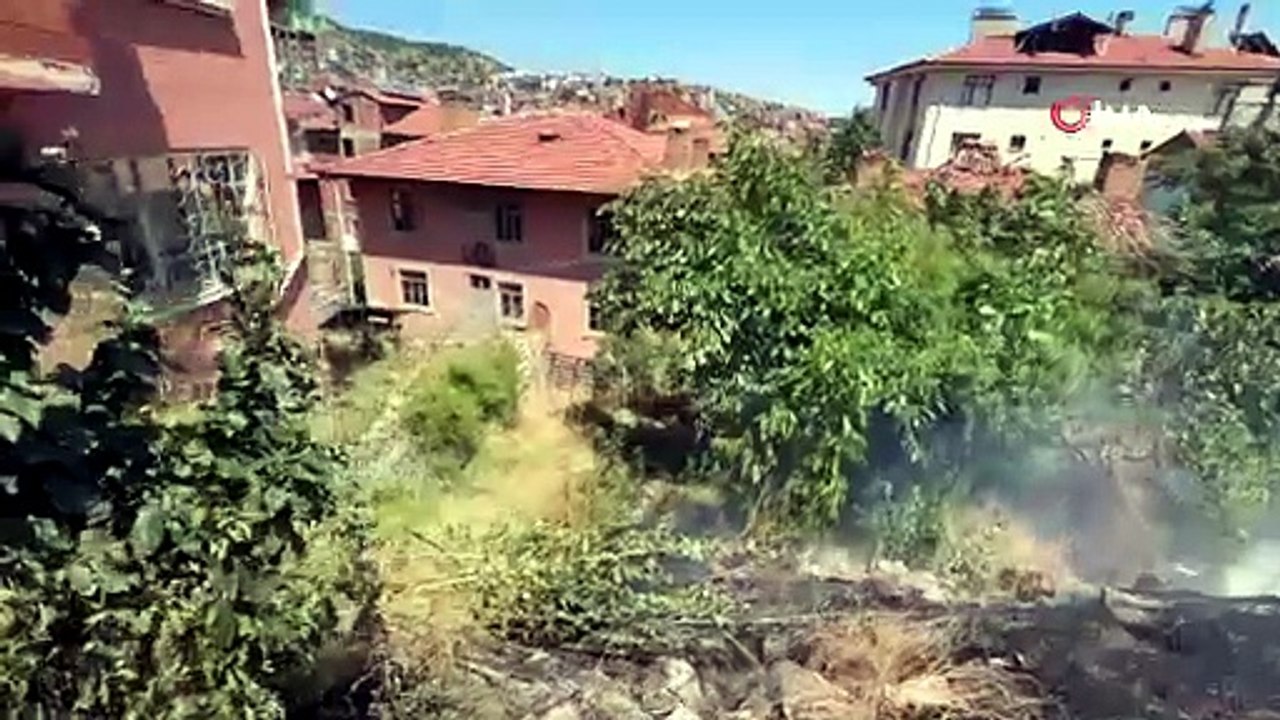 Kastamonu’da çıkan örtü yangınları büyümeden söndürüldü