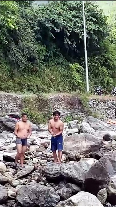 duwali fishing in Nepal |