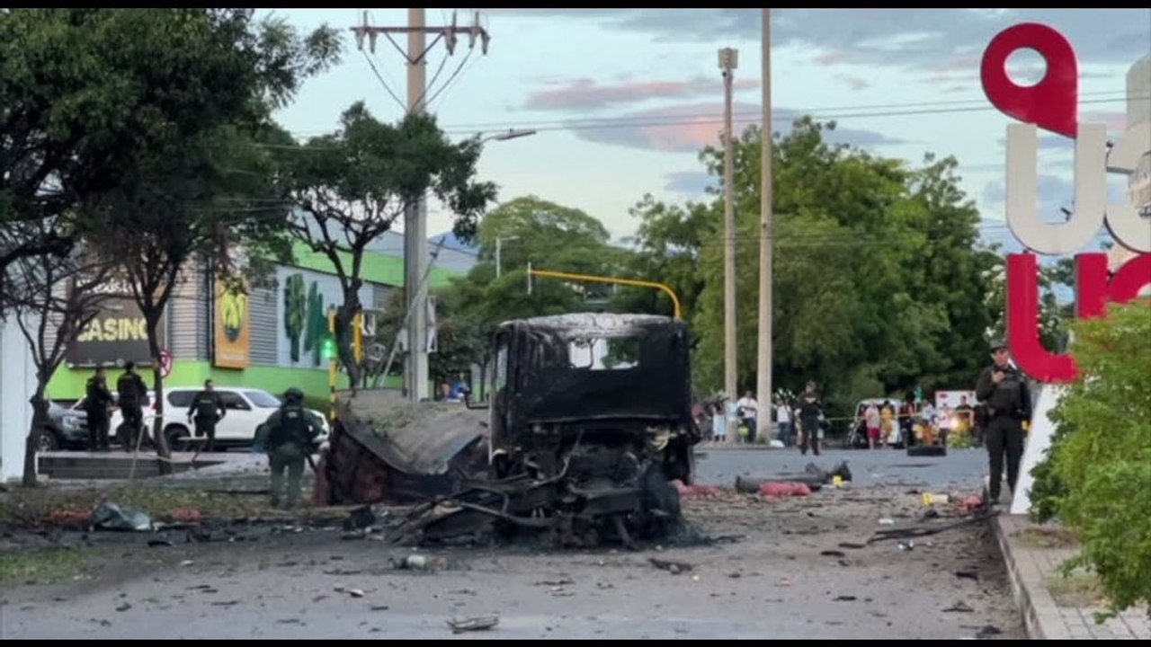 Colombia, camion bomba vicino al comando di polizia: 11 feriti