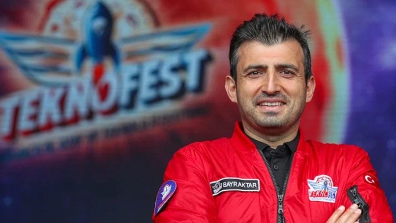 Selçuk Bayraktar, "2026 YKS İstanbul Şampiyonları Buluşması" programında konuştu