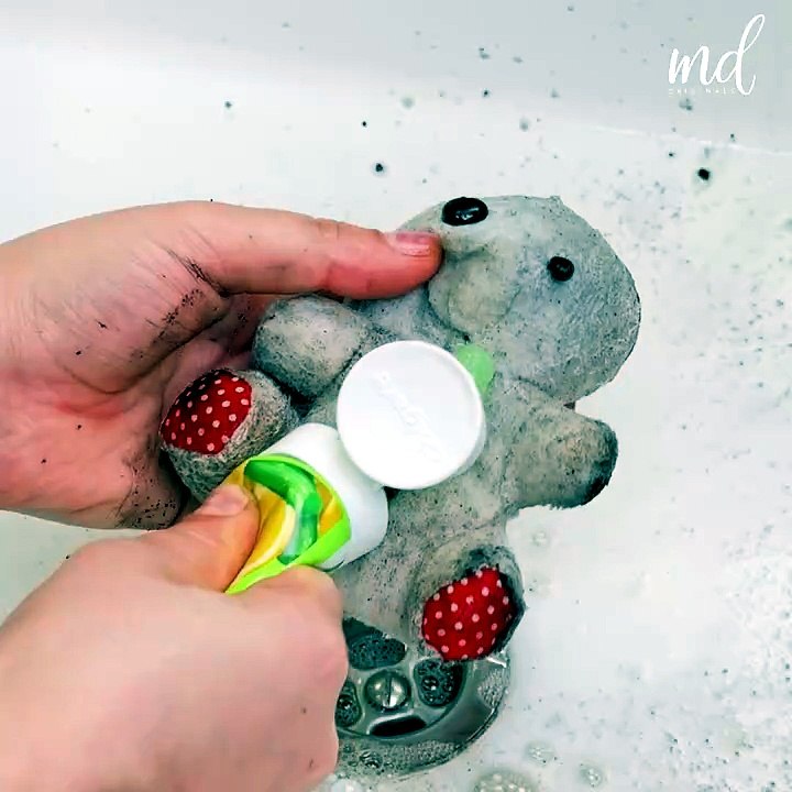 Satisfying cleaning of a dirty Teddy Bear! 🧸✨