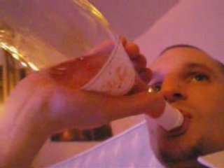 Juin juillet 200_ still trash feat. give it to me