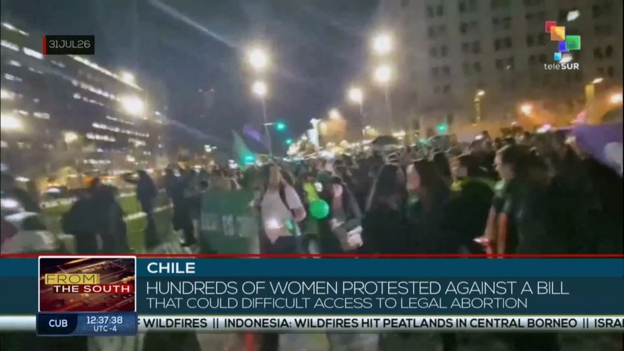 In Chile hundreds of women protested against a billthat could difficult access to legal abortion