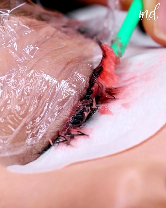 Satisfying eyelash extensions process!👁️