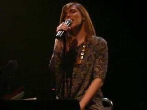 Laure Milan - Dans mon dos