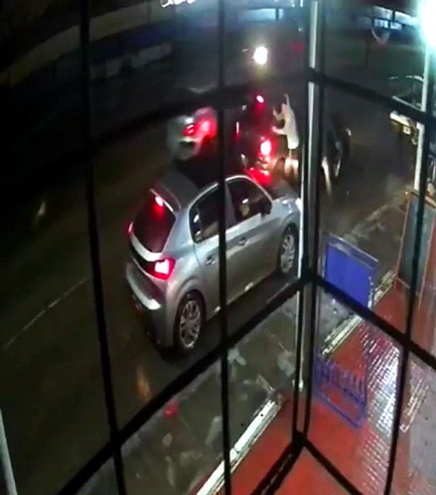 Violento robo trminó con un delincuente muerto