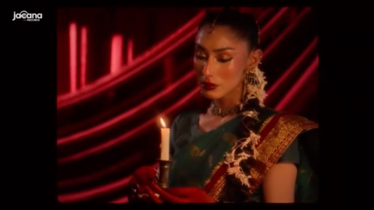 ISHQ MEIN - Asees Arshad (Official Music Video)