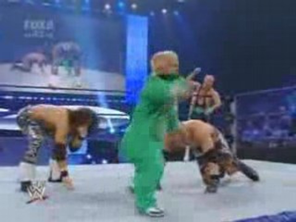 Morrison & The Miz vs Finlay & Horni - Smackdown 7/11/08
