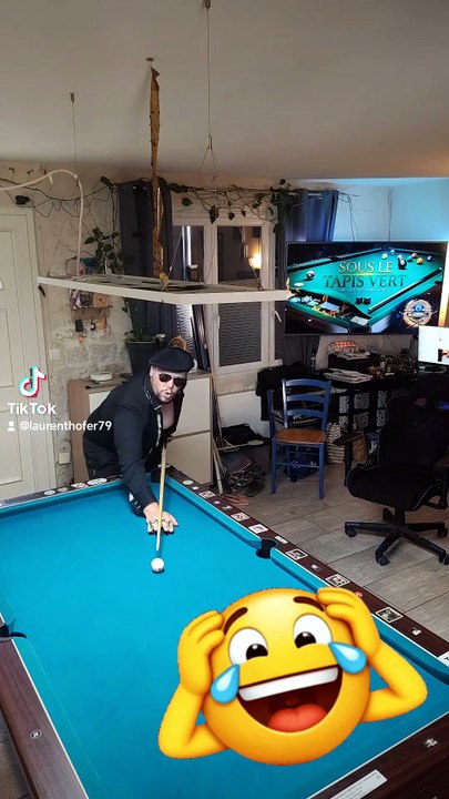 Baby girl lolo et johnny#8pool #blackball #bill...