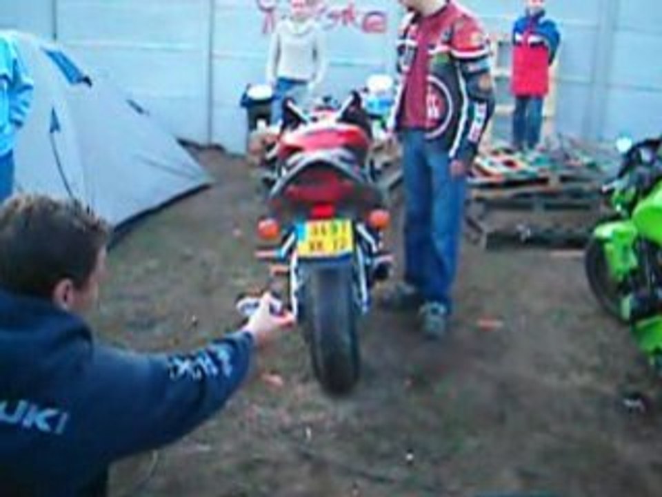 24h du mans 08 moto camping