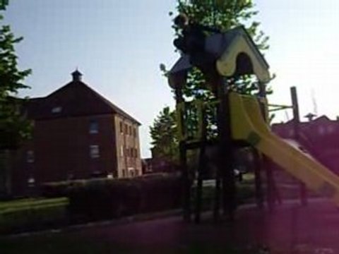 Fried saut de fond au parc