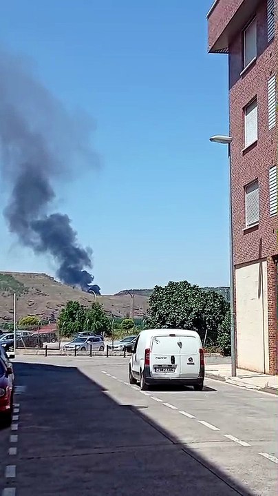Vuelve a arder el vertedero de Nájera