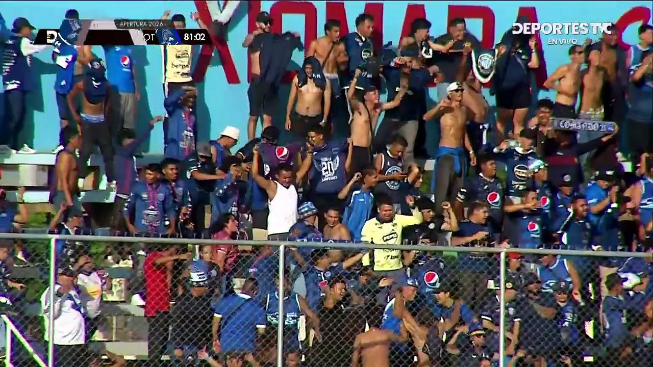 Rodrigo De Olivera anota el segundo gol ante Juticalpa