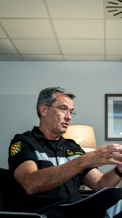 Entrevista al jefe de la UME: "Es urgente una gestión adecuada del monte"