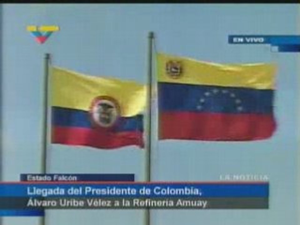 Chavez y uribe en coro_NEW
