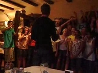 Les Australiens chantent