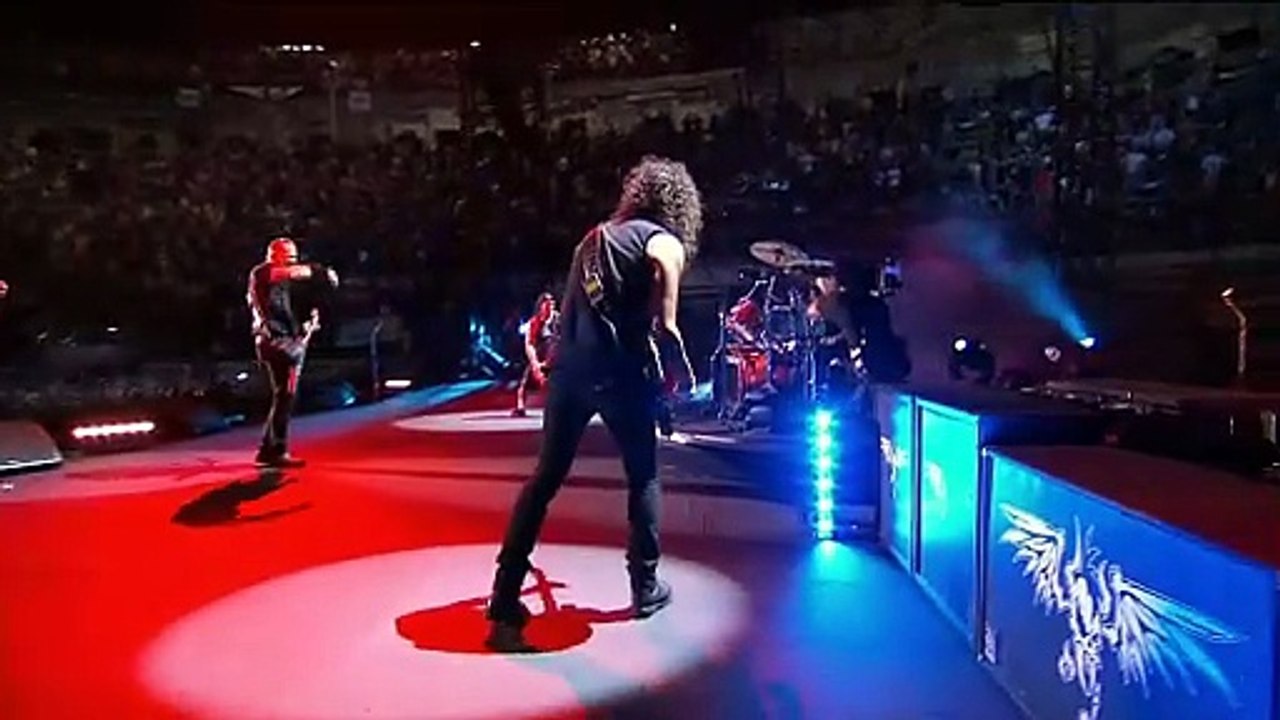 Stone Cold Crazy (Queen cover)  - Metallica (live)