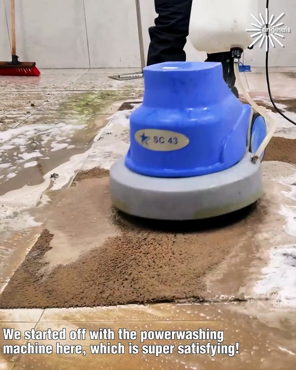 Cleaning out a dirty rug: ASMR edition! 🧹