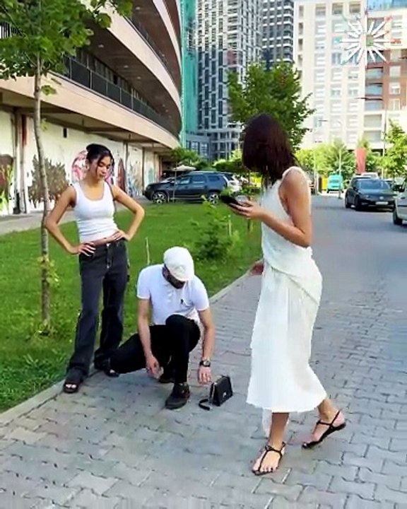 When you have a jealous girlfriend! 🤣