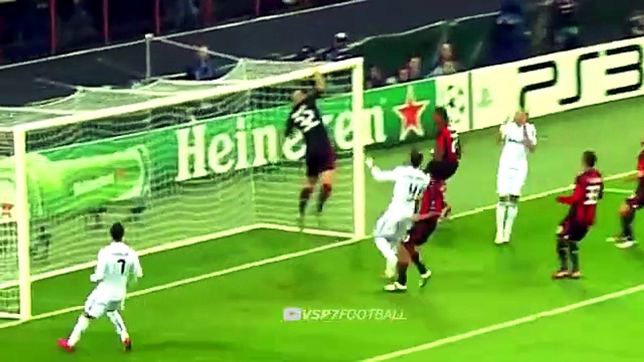 Cristiano Ronaldo will never forget this humiliating performance by Ronaldinho