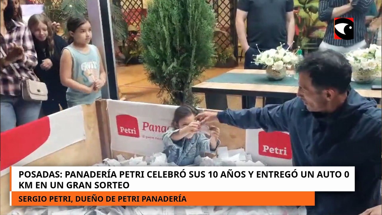 Posadas: Panadería Petri celebró sus 10 años y entregó un auto 0 km en un gran sorteo