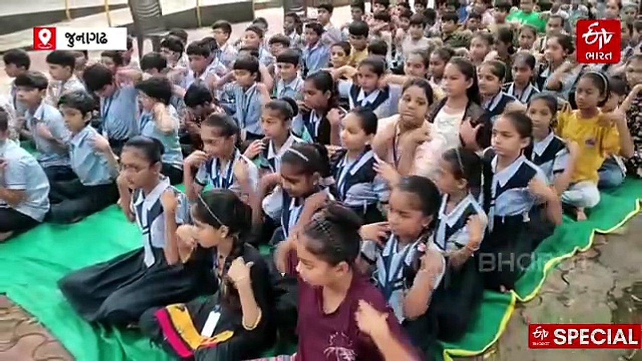જુનાગઢની સરકારી શાળામાં વિદ્યાર્થીઓ શીખી રહ્યા છે AI, શિક્ષકોના સંતાનો પણ અહીં ભણે છે, મધ્યાહન ભોજનમાં 6 દિવસનું અલગ મેનૂ