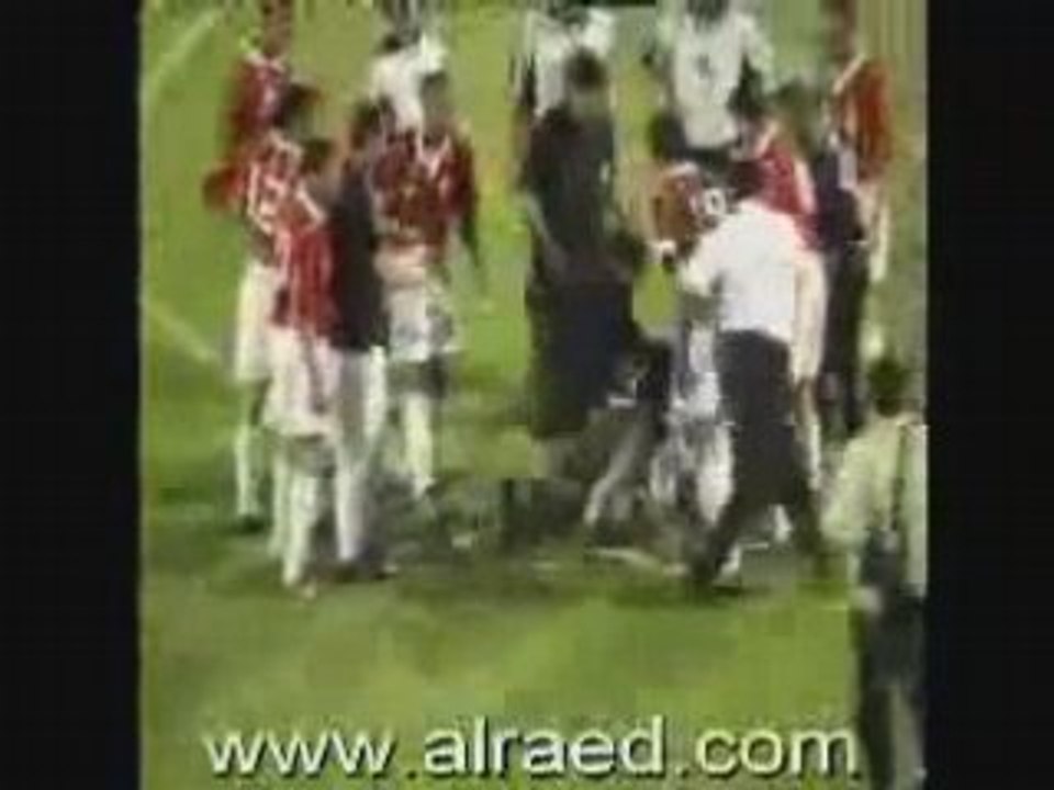 Footballeur frappé par djinn