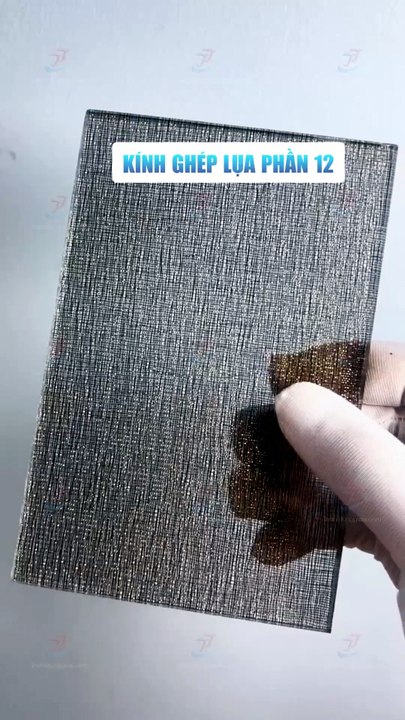 Mẫu kính ghép lụa