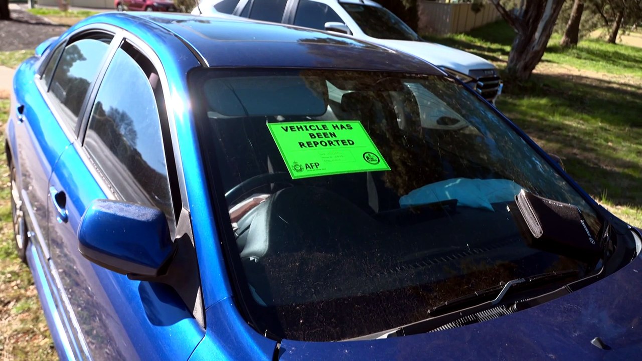 Canberra tow truck operators say increase in abandoned vehicle callouts likely caused by rising costs