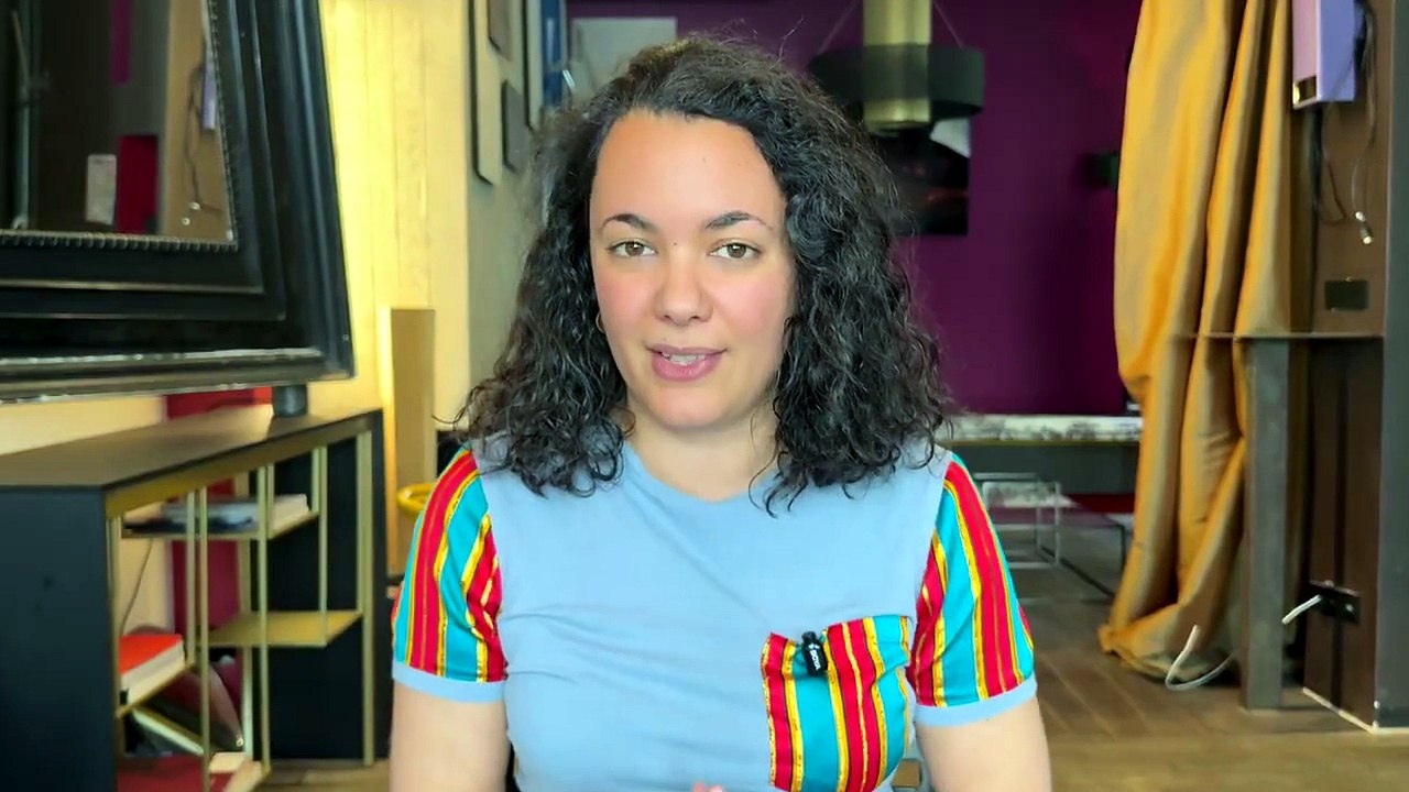 Elle s'inspire des vlogs d'août de Léna Situations