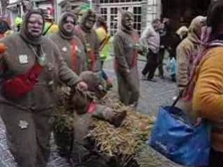 Carnaval 2008 : les lapins défilent (bis) !