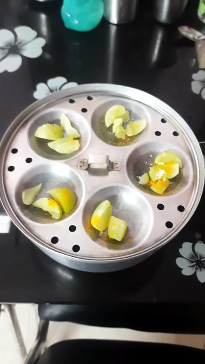 வேகவைத்த நெல்லிக்காய் / steamed gooseberry