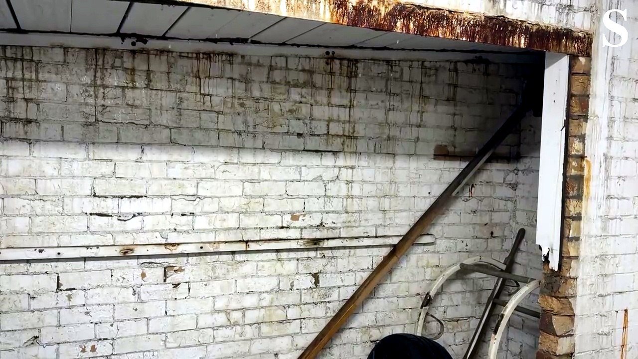 Surf club indoor rain