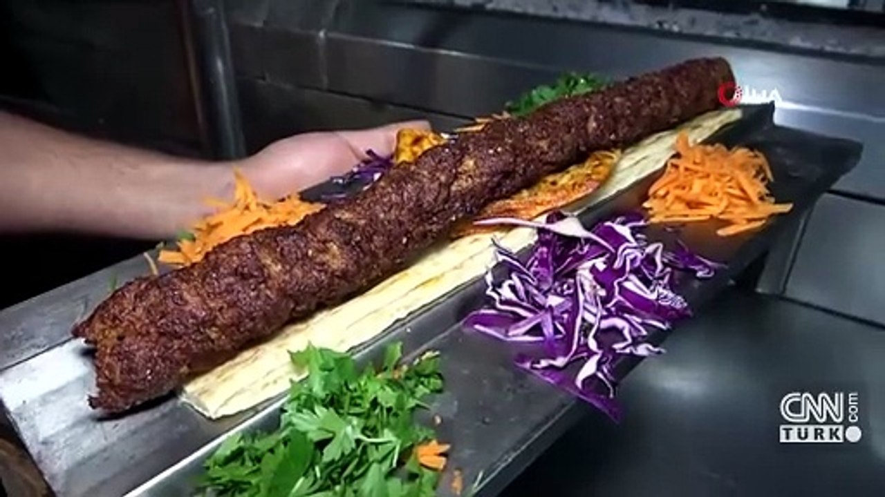 "Adana kebap" Ermenistan Meclisi'nde: Öve öve bitiremedi