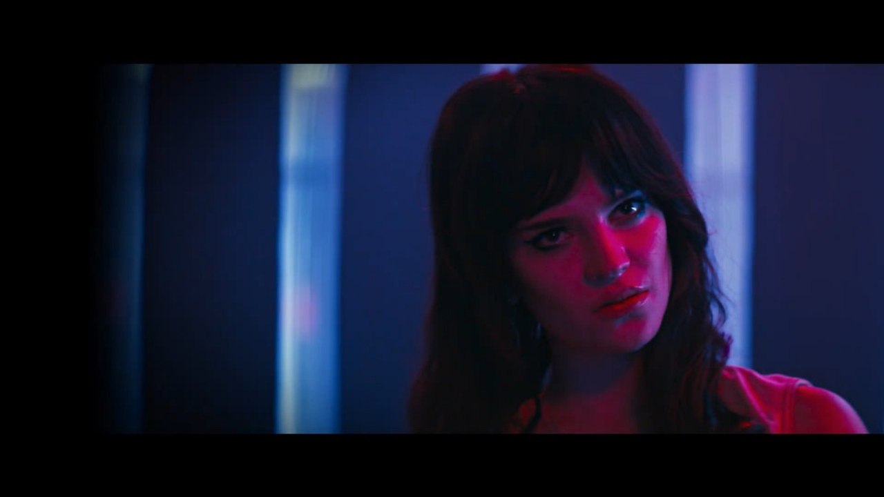 Su propio infierno - Tráiler oficial VOSE