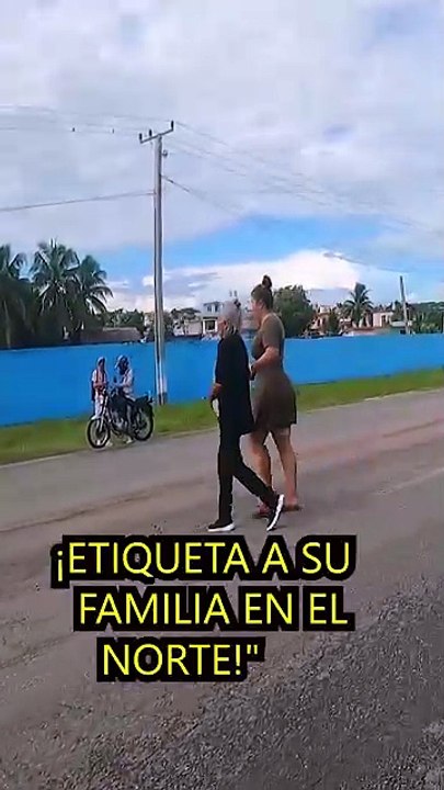 Marcher sur la Vía Blanca – Matanzas, Cuba