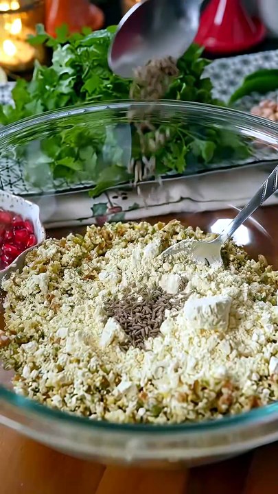 No Frying, All Flavor: High-Protein Sprouts Dahi Vada for Weight Loss + Sweet & Spicy Chutneys
