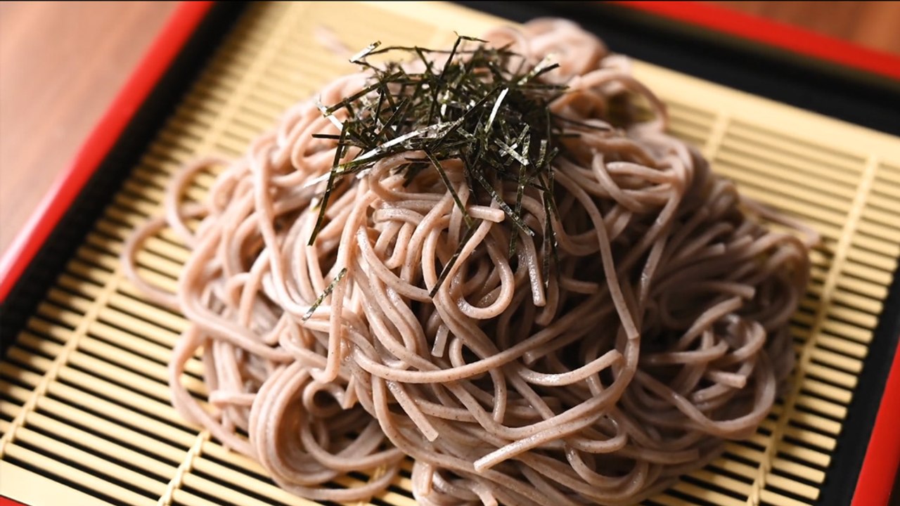 Easy Zaru Soba Recipe: Japan's Favorite Summer Noodles with Customizable Dipping Sauce!