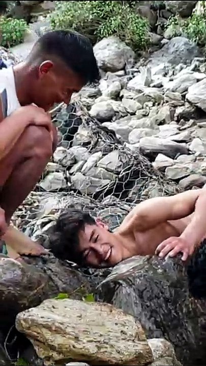 duwali fishing in Nepal |