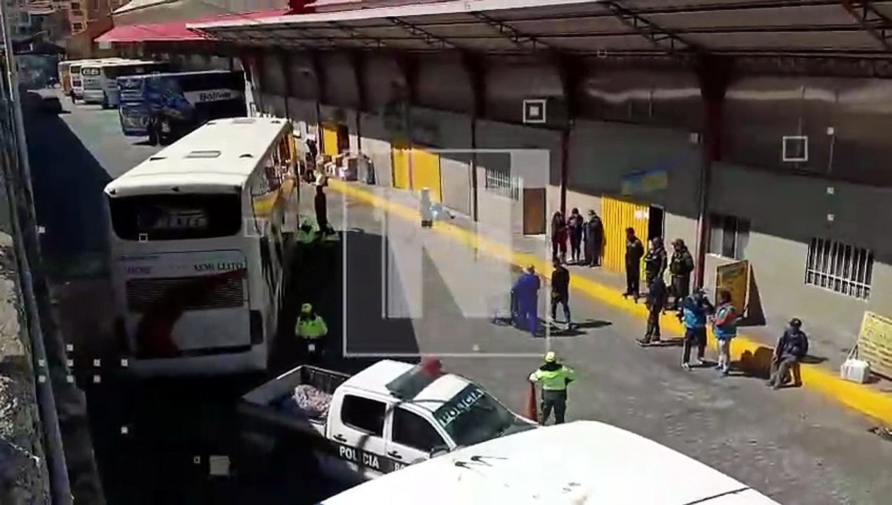 Atropellaron a un ayudante de chofer en la Terminal de Buses de La Paz