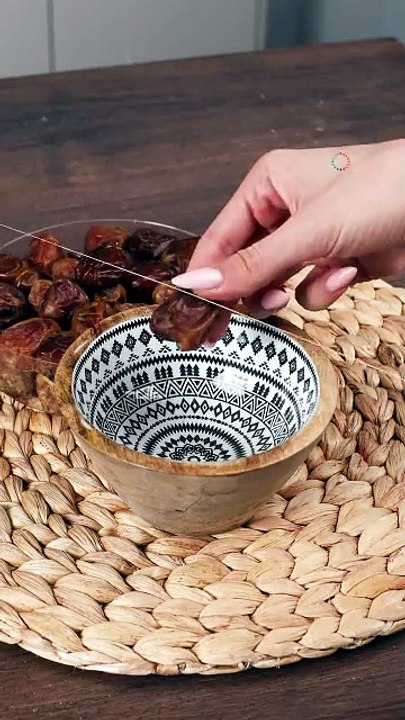 Quick date prep kitchen hack