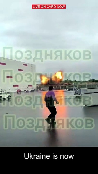 Ukrainian drone strike sets Wildberries warehouse ablaze in Russia #shorts